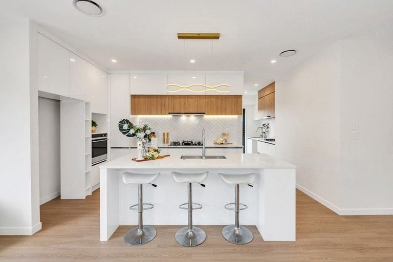 Photo of property in 10 Hughs Way, Flat Bush, Auckland, 2019
