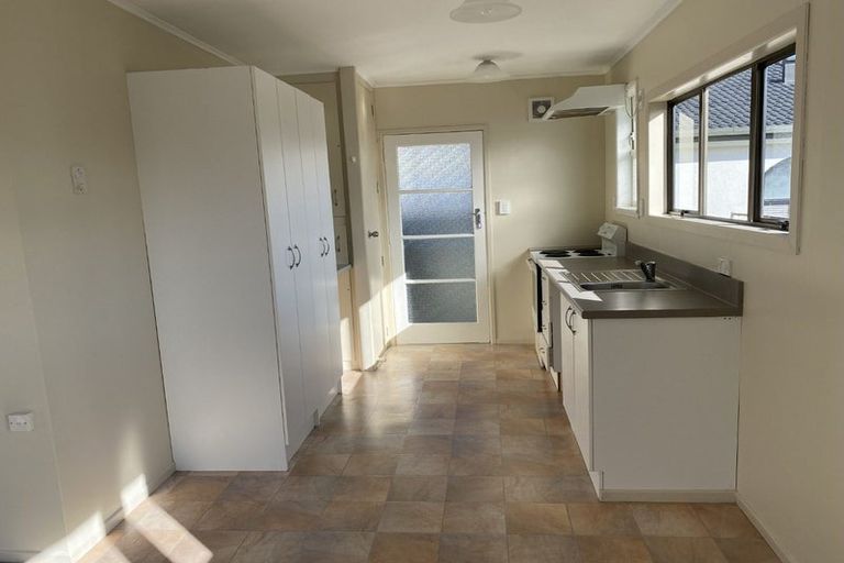 Photo of property in 39 Weiti Road, Orewa, 0931
