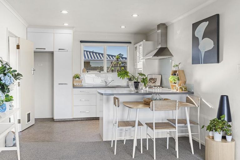 Photo of property in 12 Domett Street, Waitara, 4320