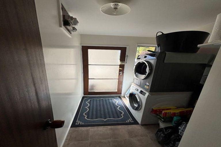 Photo of property in 2/74 Solomon Avenue, Redwood, Christchurch, 8051