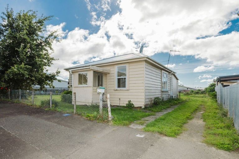 Photo of property in 21 London Street, Dannevirke, 4930