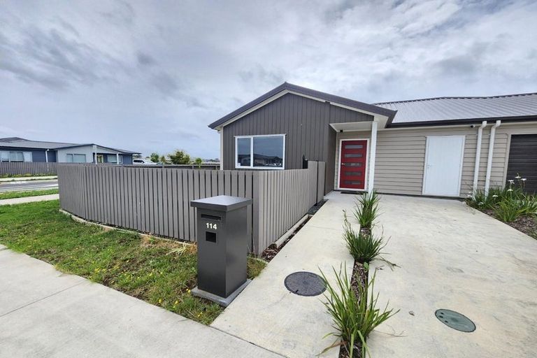 Photo of property in 114 Kuaka Drive, Takanini, 2112