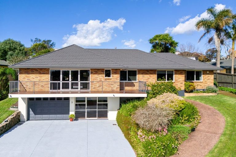 Photo of property in 3 Semillon Avenue, Henderson, Auckland, 0612