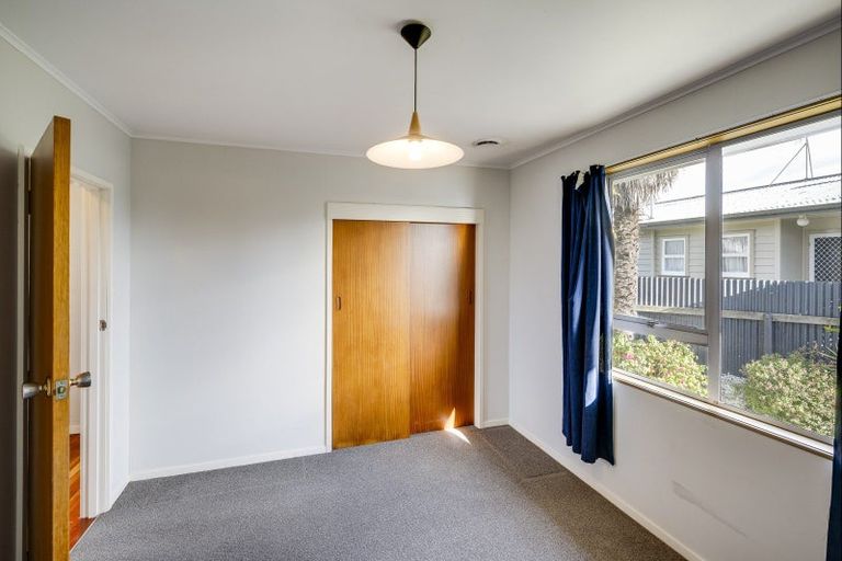 Photo of property in 5 Elliott Street, Taradale, Napier, 4112