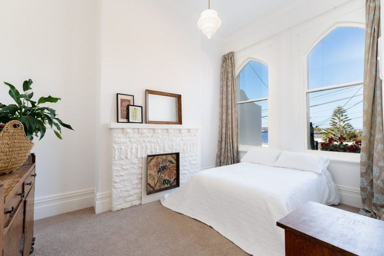 Photo of property in 48 Manor Place, Dunedin Central, Dunedin, 9016