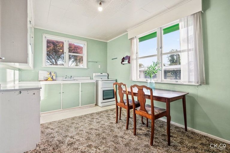 Photo of property in 2/49 Garden Road, Avalon, Lower Hutt, 5011