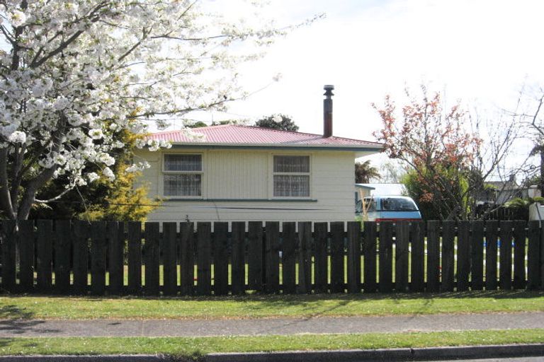 Photo of property in 22 Mcintyre Avenue, Fenton Park, Rotorua, 3010