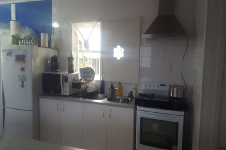 Photo of property in 49 Robertson Road, Favona, Auckland, 2024