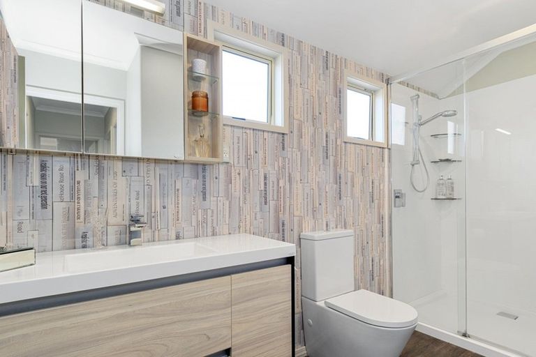 Photo of property in 12 Kestrel Avenue, Welcome Bay, Tauranga, 3112