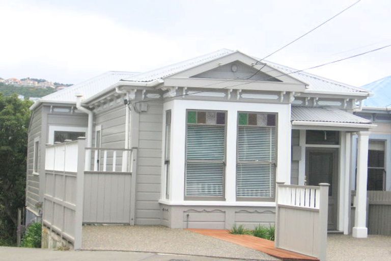 Photo of property in 102 Washington Avenue, Brooklyn, Wellington, 6021