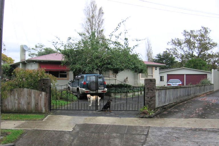 Photo of property in 30 Pandora Place, Pakuranga, Auckland, 2010