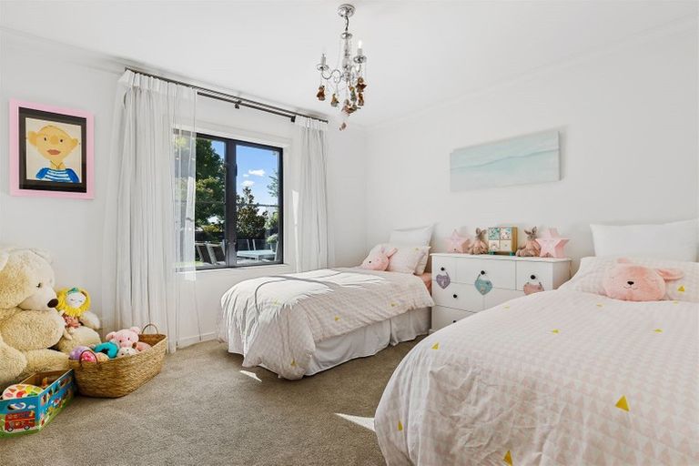 Photo of property in 6 Lewisham Park, St Albans, Christchurch, 8052