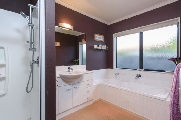 Photo of property in 16 Marick Place, Papamoa Beach, Papamoa, 3118