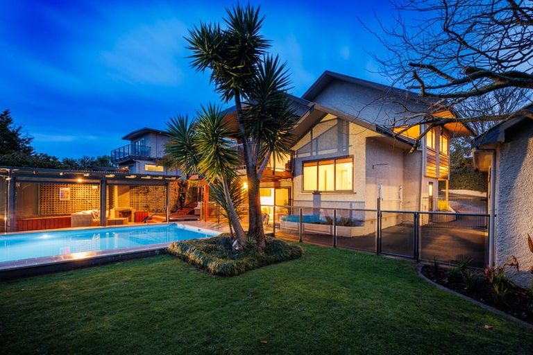 Photo of property in 23 Trent Avenue, Hokowhitu, Palmerston North, 4410