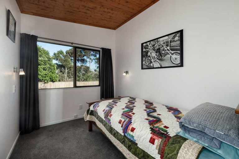 Photo of property in 2 Arabella Road, Opua, 0200