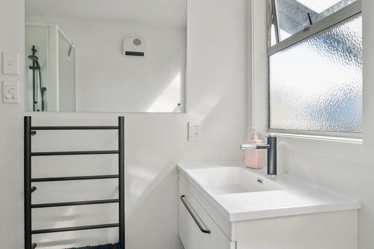 Photo of property in 26 Hinekura Avenue, Taupo, 3330