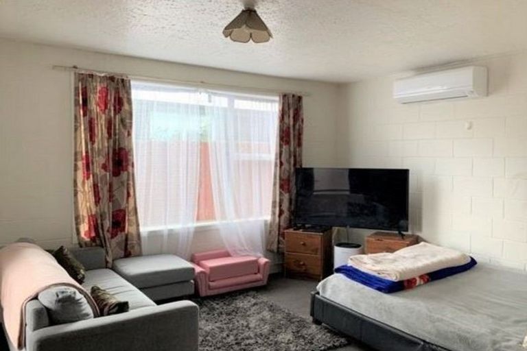 Photo of property in 473a Gloucester Street, Linwood, Christchurch, 8011
