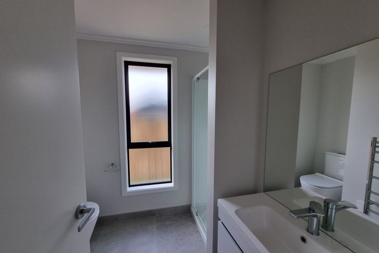 Photo of property in 7u4 Sare Crescent, Fairfield, Hamilton, 3214