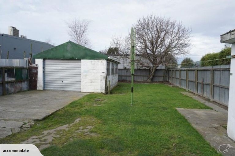 Photo of property in 102 Grafton Street, Waltham, Christchurch, 8011