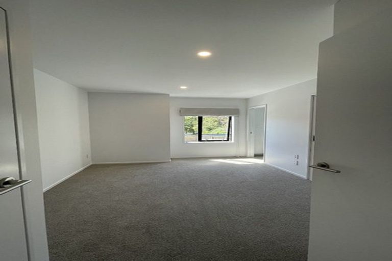 Photo of property in 2/13 Fancourt Street, Karori, Wellington, 6012