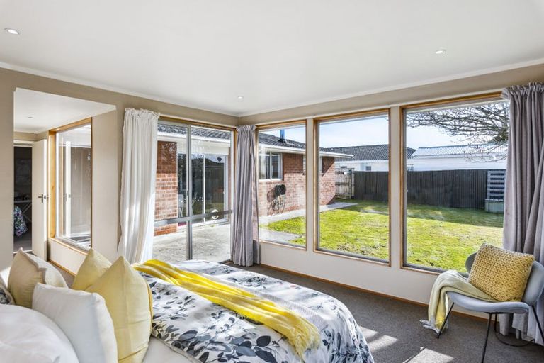 Photo of property in 37 Kapanui Road, Waikanae, 5036