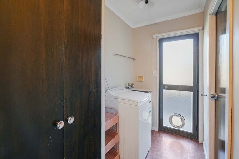 Photo of property in 10 Awatea Road, Hornby, Christchurch, 8042