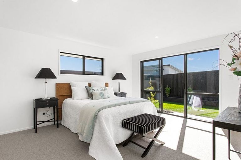 Photo of property in 6 Earl Way, Amberley, 7410