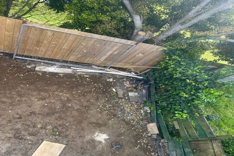 Photo of property in 79c Bond Crescent, Forrest Hill, Auckland, 0620