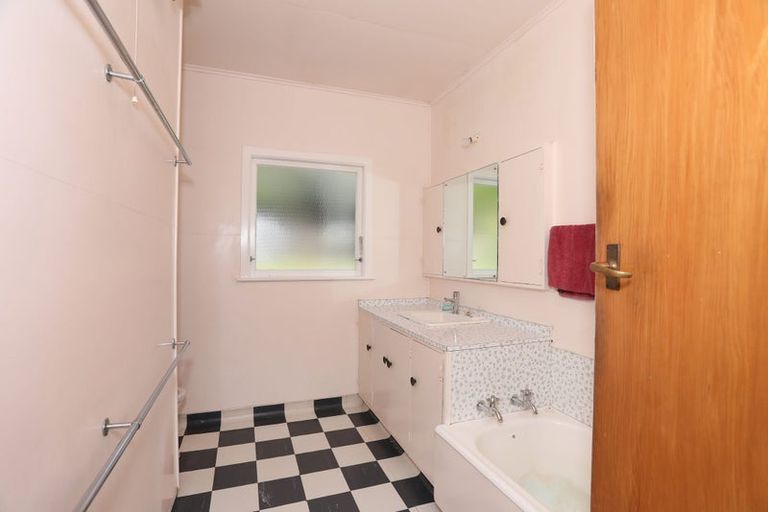 Photo of property in 19 Tiritoa Terrace, Feilding, 4702