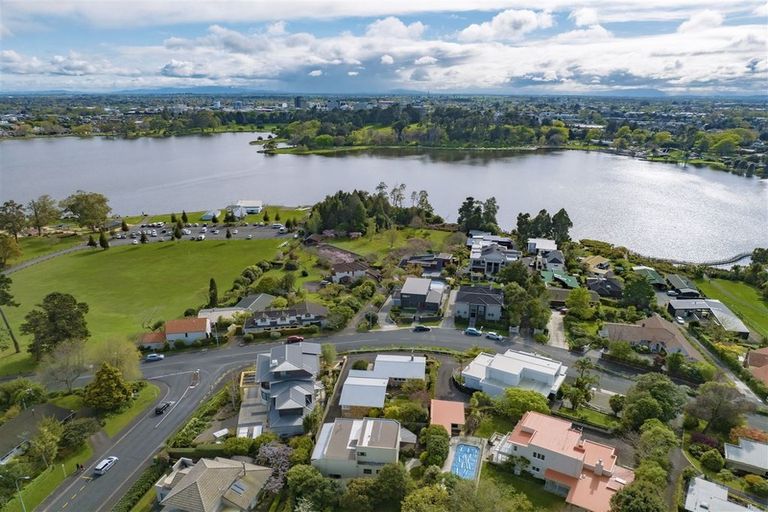 Photo of property in 135 Lake Crescent, Hamilton Lake, Hamilton, 3204