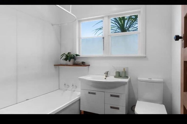 Photo of property in 44 Jellicoe Drive, Hamilton East, Hamilton, 3216