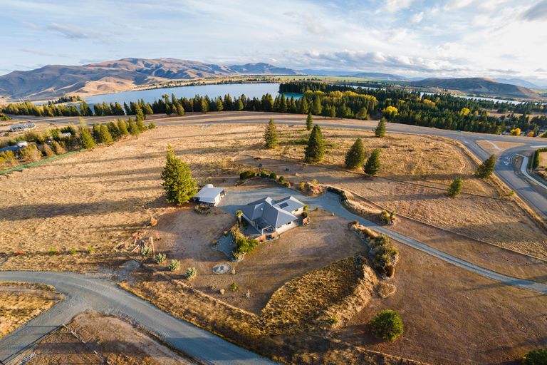 Photo of property in 87 Ostler Road, Twizel, 7901