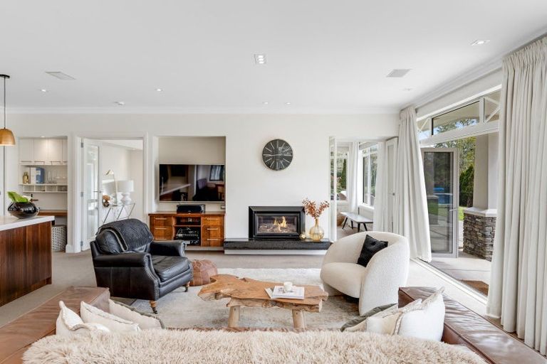 Photo of property in 1 Pearson Road, Whitford, Howick, 2571