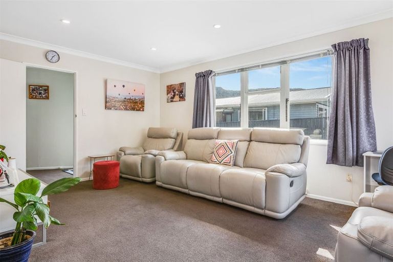Photo of property in 3 Manurewa Grove, Wainuiomata, Lower Hutt, 5014