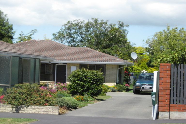 Photo of property in 2/73 Merrin Street, Avonhead, Christchurch, 8042