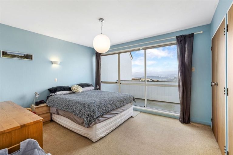 Photo of property in 13a Puketiro Avenue, Northland, Wellington, 6012