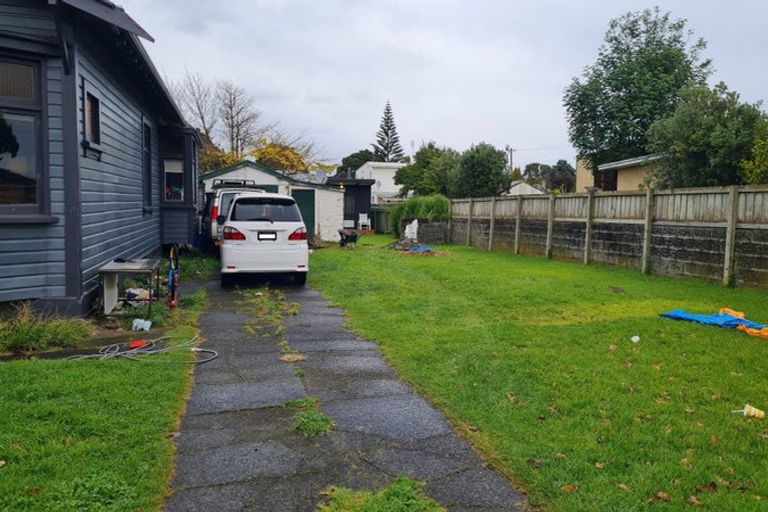 Photo of property in 17 Rimu Street, Gonville, Whanganui, 4501