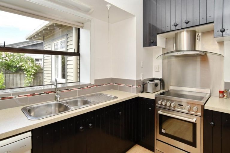 Photo of property in 30 Lindsay Street, St Albans, Christchurch, 8014