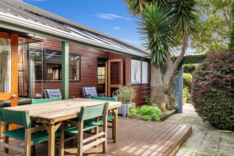 Photo of property in 27a Collingwood Street, Hokowhitu, Palmerston North, 4410