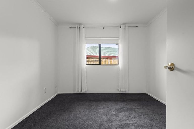 Photo of property in 7 Strachan Way, Highbury, Palmerston North, 4412