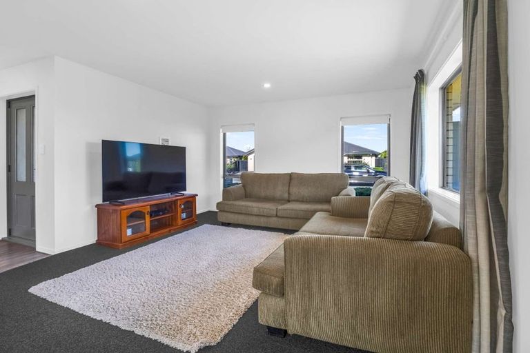 Photo of property in 49 Bradbury Avenue, Rolleston, 7614