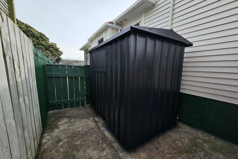 Photo of property in 3-3a Mana Avenue, Titahi Bay, Porirua, 5022