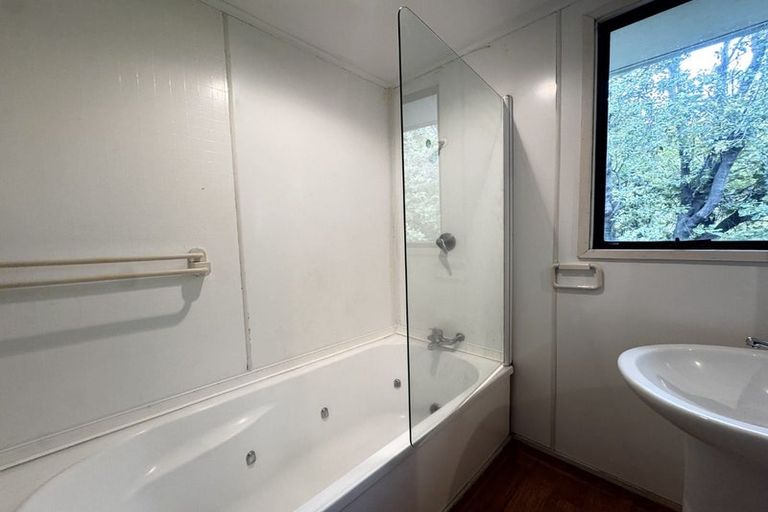 Photo of property in 5 Hersham Place, Bromley, Christchurch, 8062