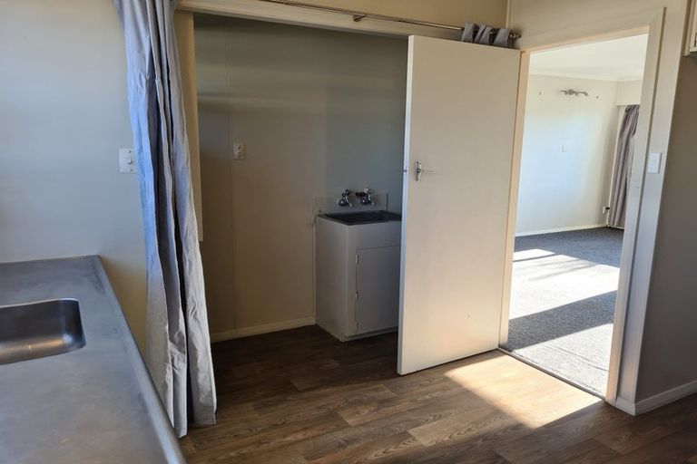 Photo of property in 94-96 Chelwood Street, Takaro, Palmerston North, 4412
