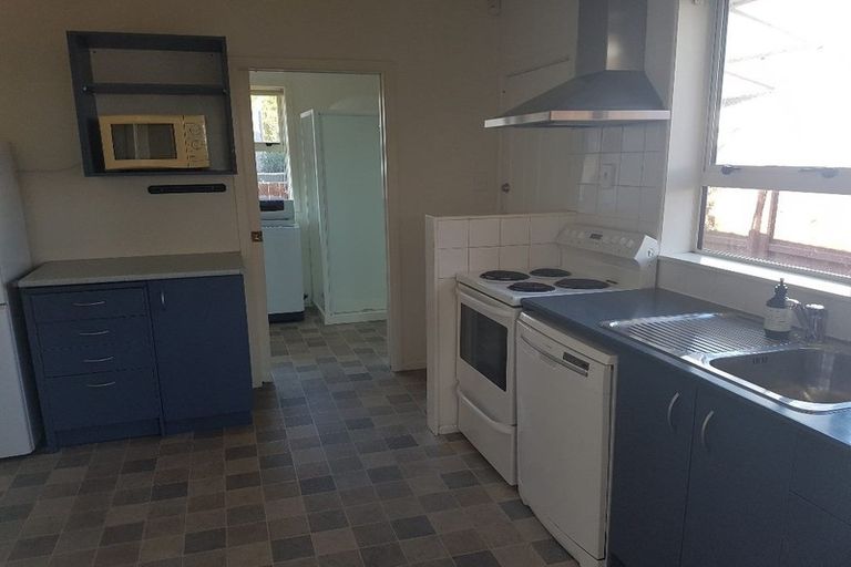 Photo of property in 83 Yaldhurst Road, Sockburn, Christchurch, 8042