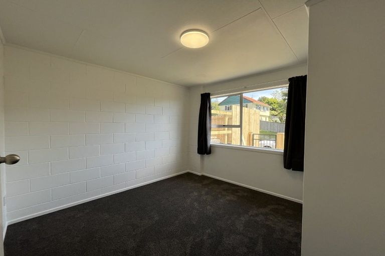 Photo of property in 89 Glenpark Avenue, Frankleigh Park, New Plymouth, 4310