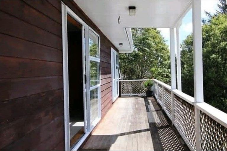 Photo of property in 89 Woodglen Road, Glen Eden, Auckland, 0602