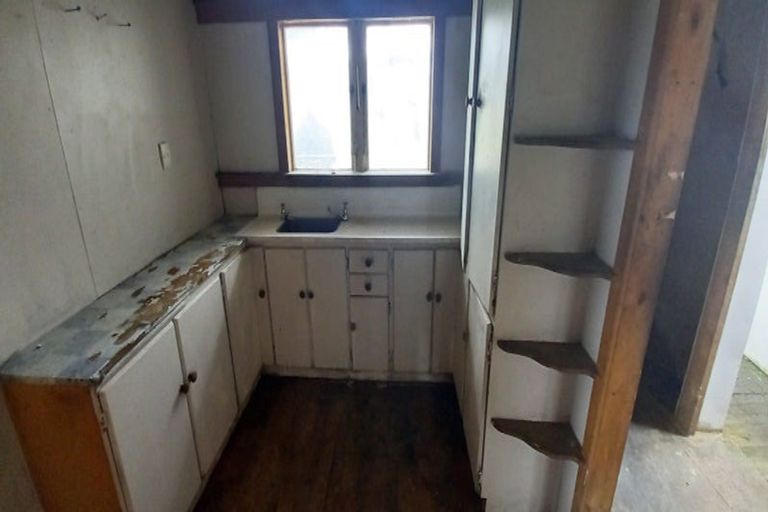 Photo of property in 11 Milton Street, Ohai, 9635