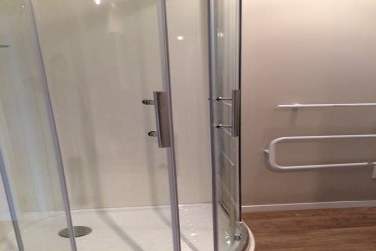 Photo of property in 11 Taioma Crescent, Te Atatu Peninsula, Auckland, 0610