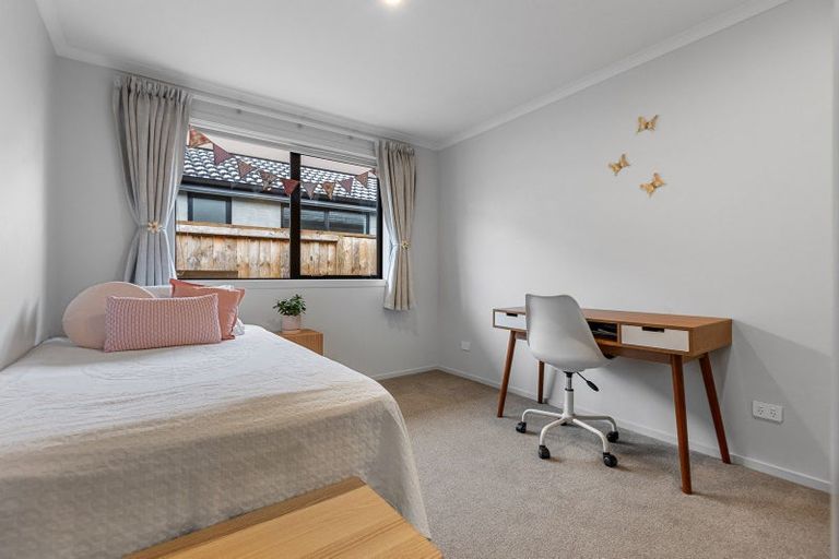 Photo of property in 19 Kuihi Street, Poike, Tauranga, 3112